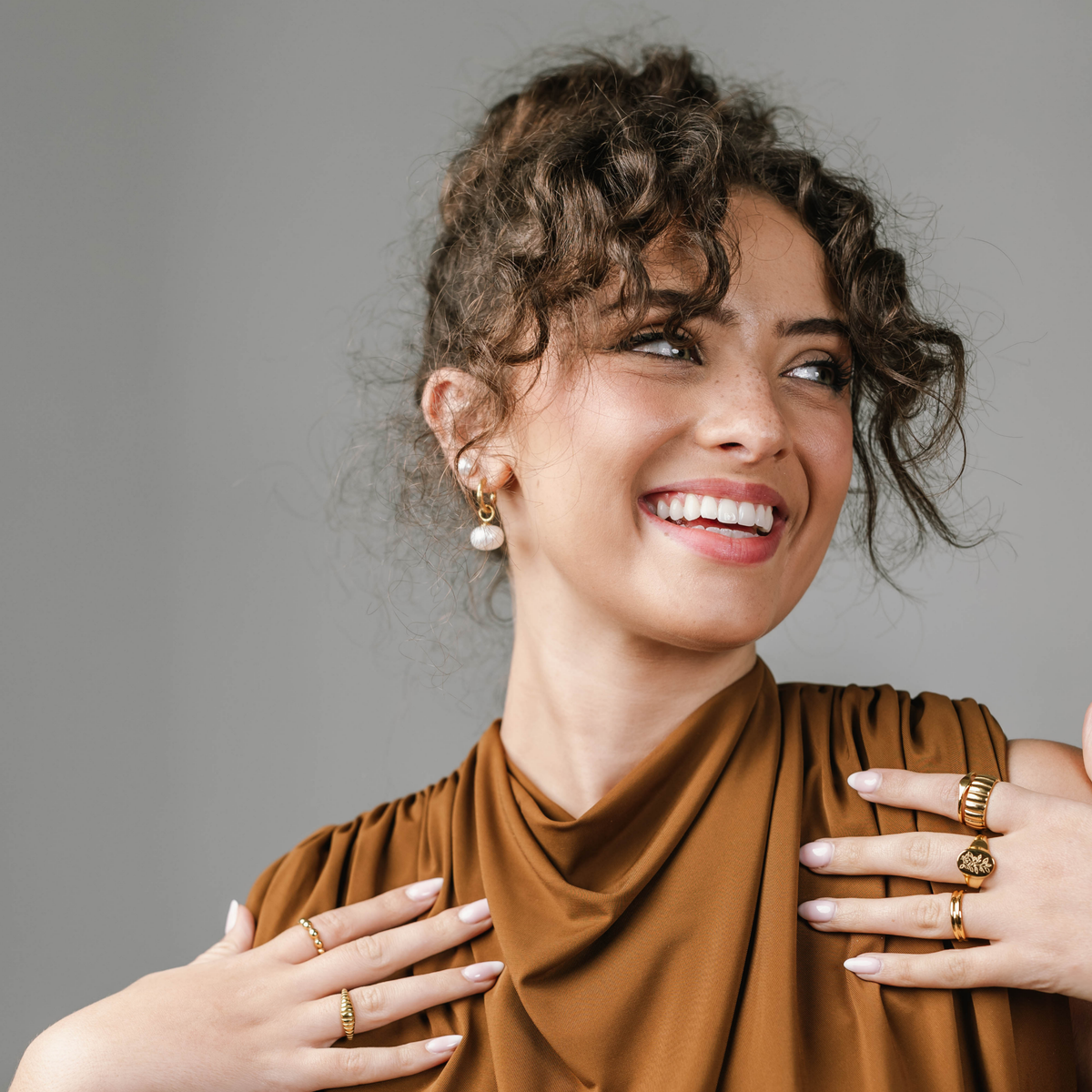 Staple Pearl Hoops