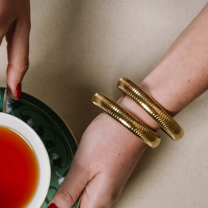 Ava Bangle