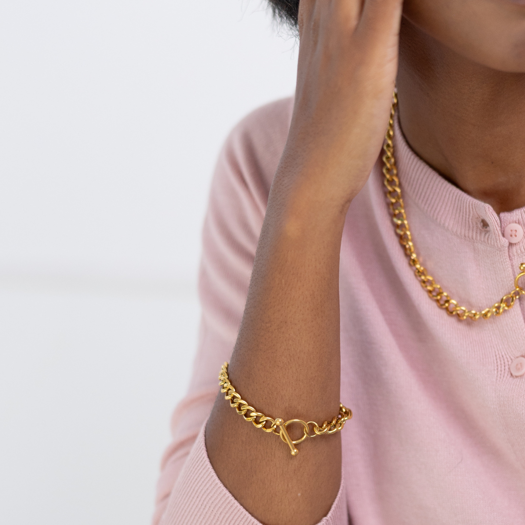 Bulky Clasp Bracelet