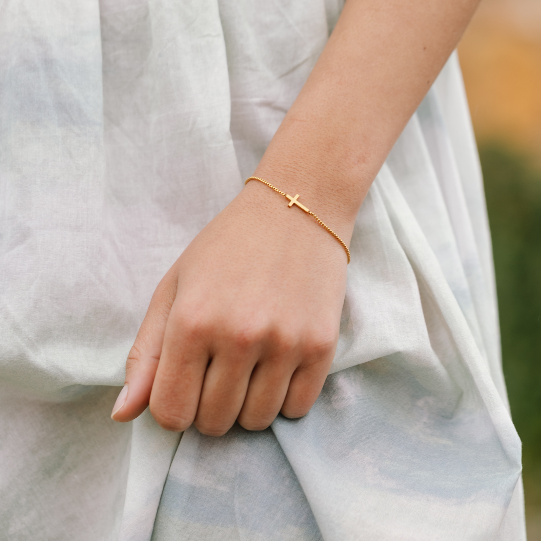 Cross Bracelet