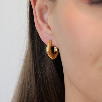 Geometric Hoops